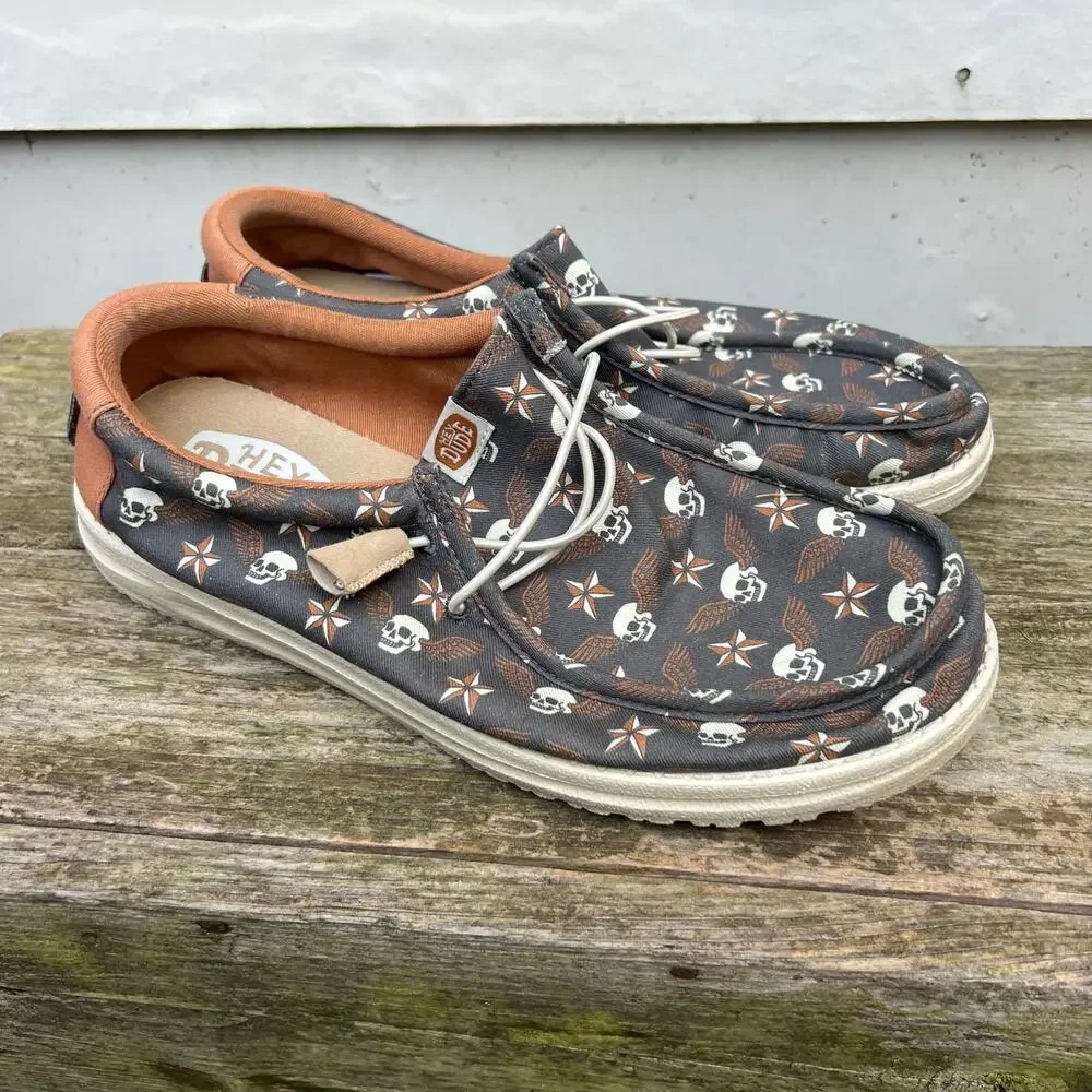Hey Dude Wally Stars n Skulls Print Black/Tan Loafer Mens Size 9 SKU 41284-00W